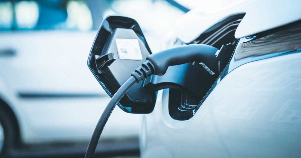 Tesla Model 3 è l'auto più venduta in Europa nel mese di settembre. L'elettrico sbaraglia la concorrenza - cover_mercato