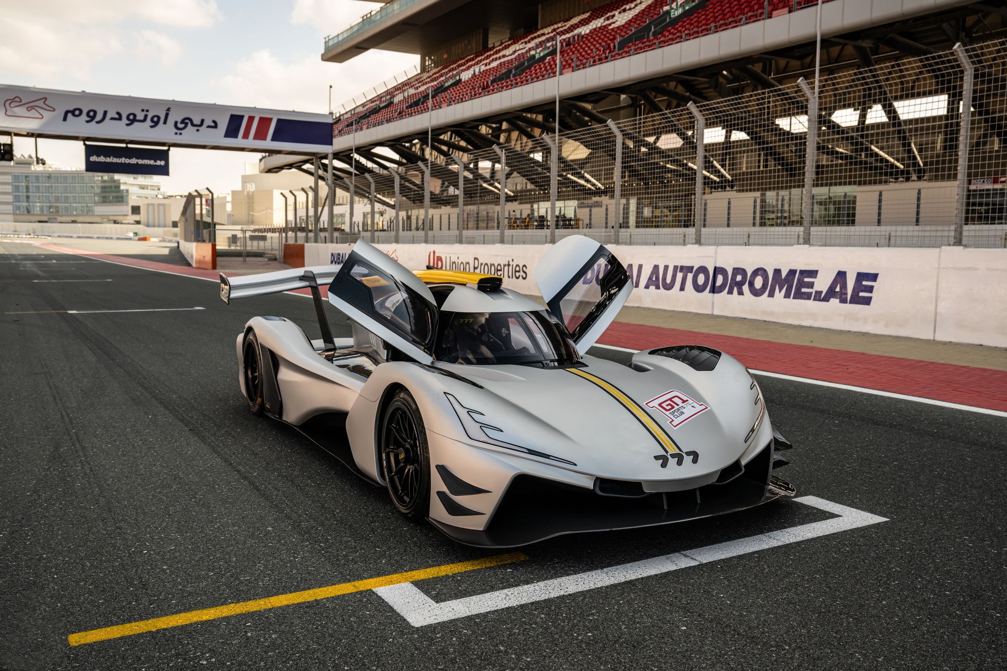 777 Hypercar, continua la tournèe negli Emirati Arabi - n0_FmWIQ